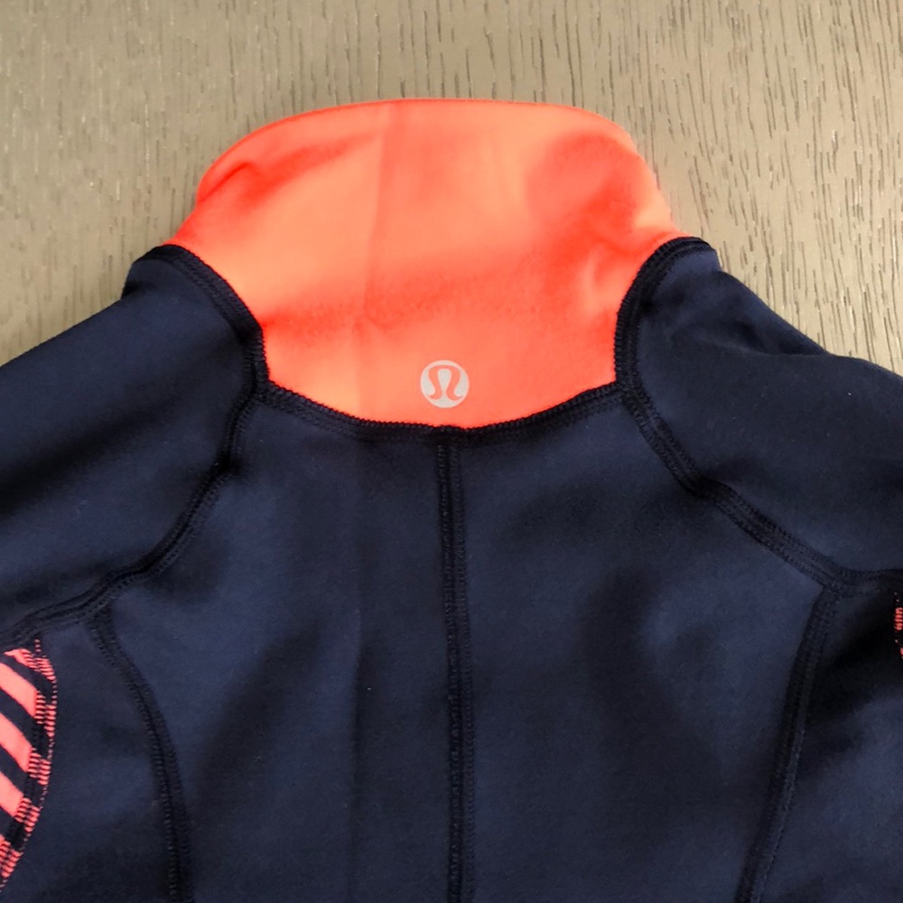 Lululemon Pullover Reversible Size 4 - image 7